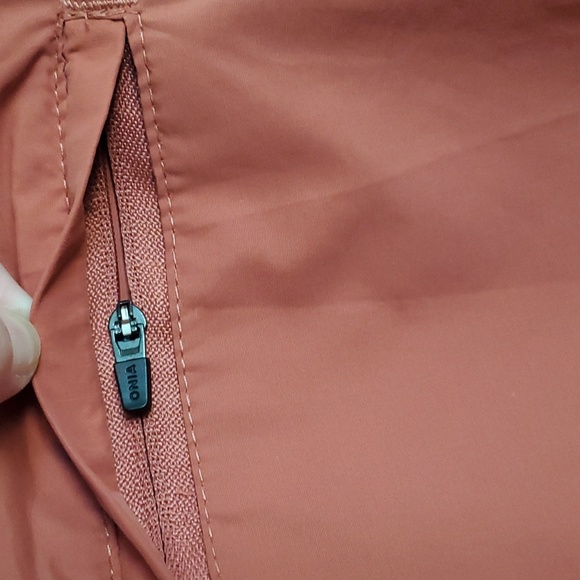 ONIA Men's Buckle Utility Hybrid Short Size M Spiced Ginger - Picture 7 of 13